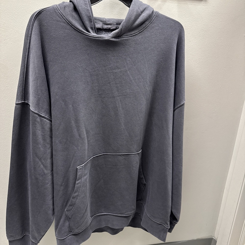 No Boundaries Men's Oversized Gray Hoodie NWT